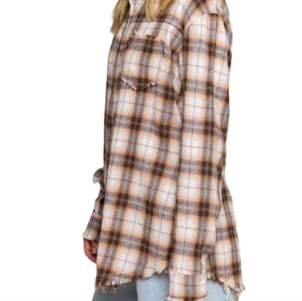 Ladies POL Oversized Frayed Plaid Flannel Grunge Laggin look Size Small